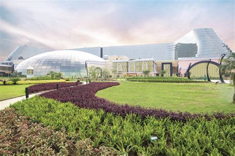 Okada Manila unveils The Garden • Roderick Abad.